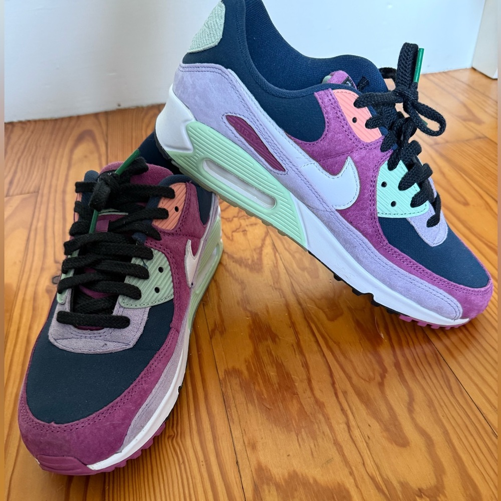 Men’s Size 10 - Nike Air Max 90 NRG Light Bordeaux Armory Navy
